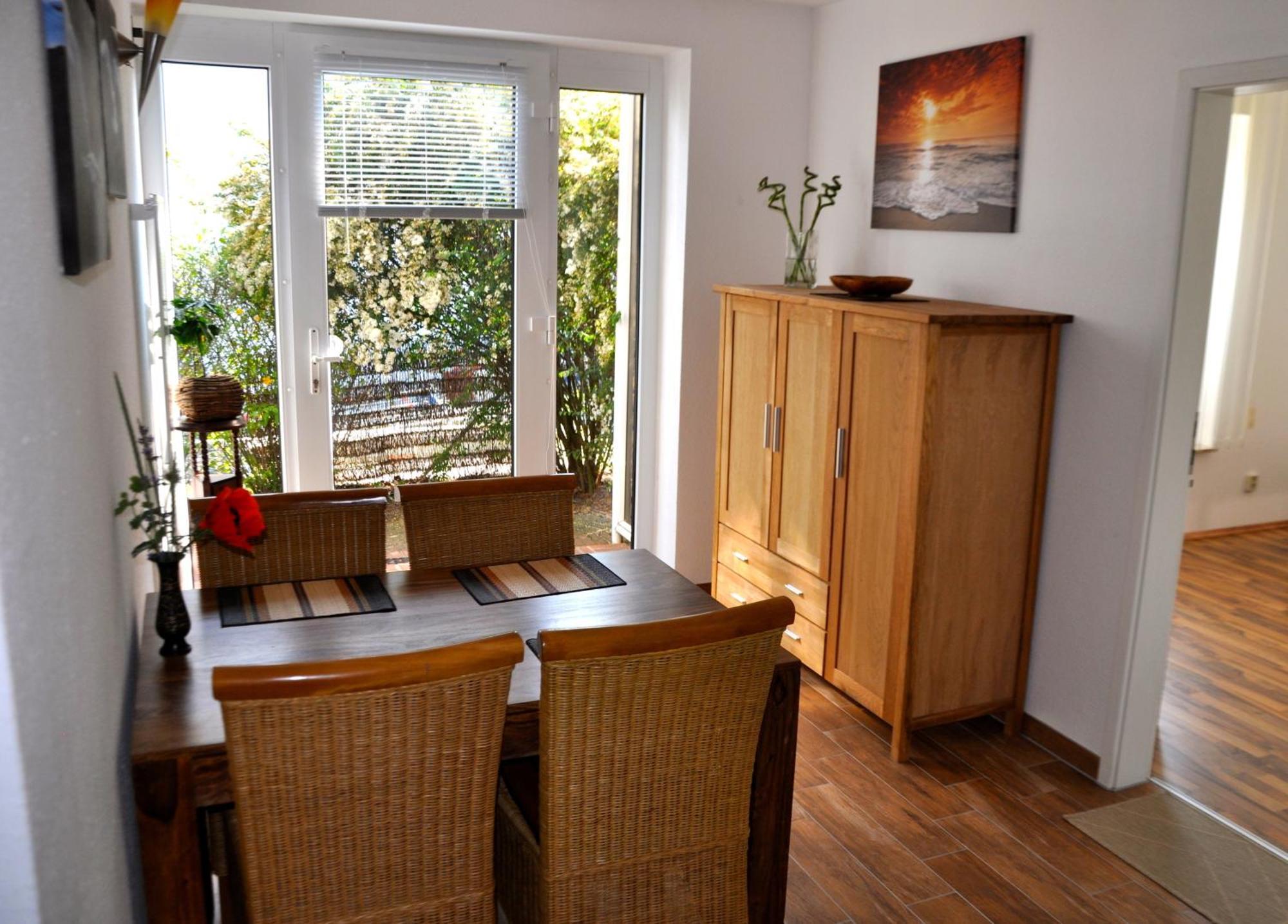 Elmenhorst/Lichtenhagen Ferienhaus Pension Sonnenblume מראה חיצוני תמונה