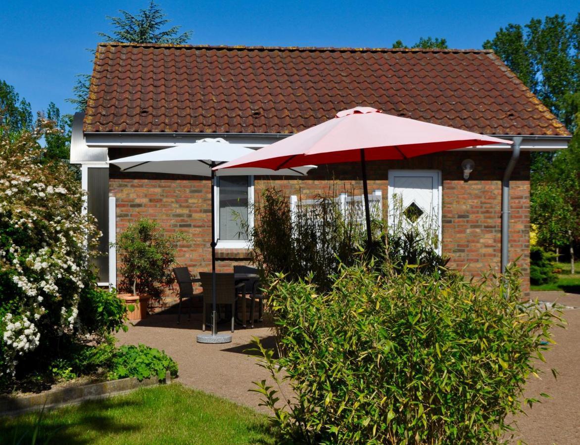 Elmenhorst/Lichtenhagen Ferienhaus Pension Sonnenblume מראה חיצוני תמונה